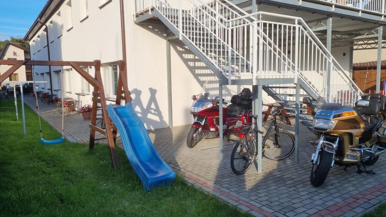 Pokoje Arka Мендзиводзе Екстериор снимка